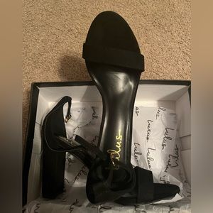 Lulus simple black heel size 8.5